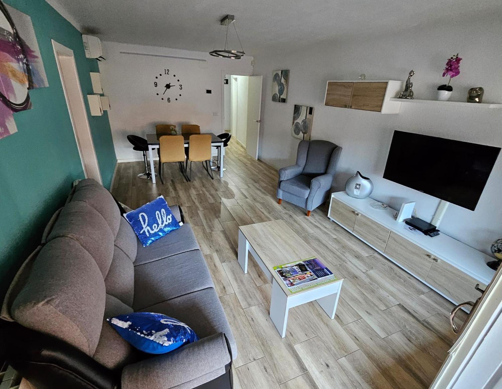 Nuria Appartement *